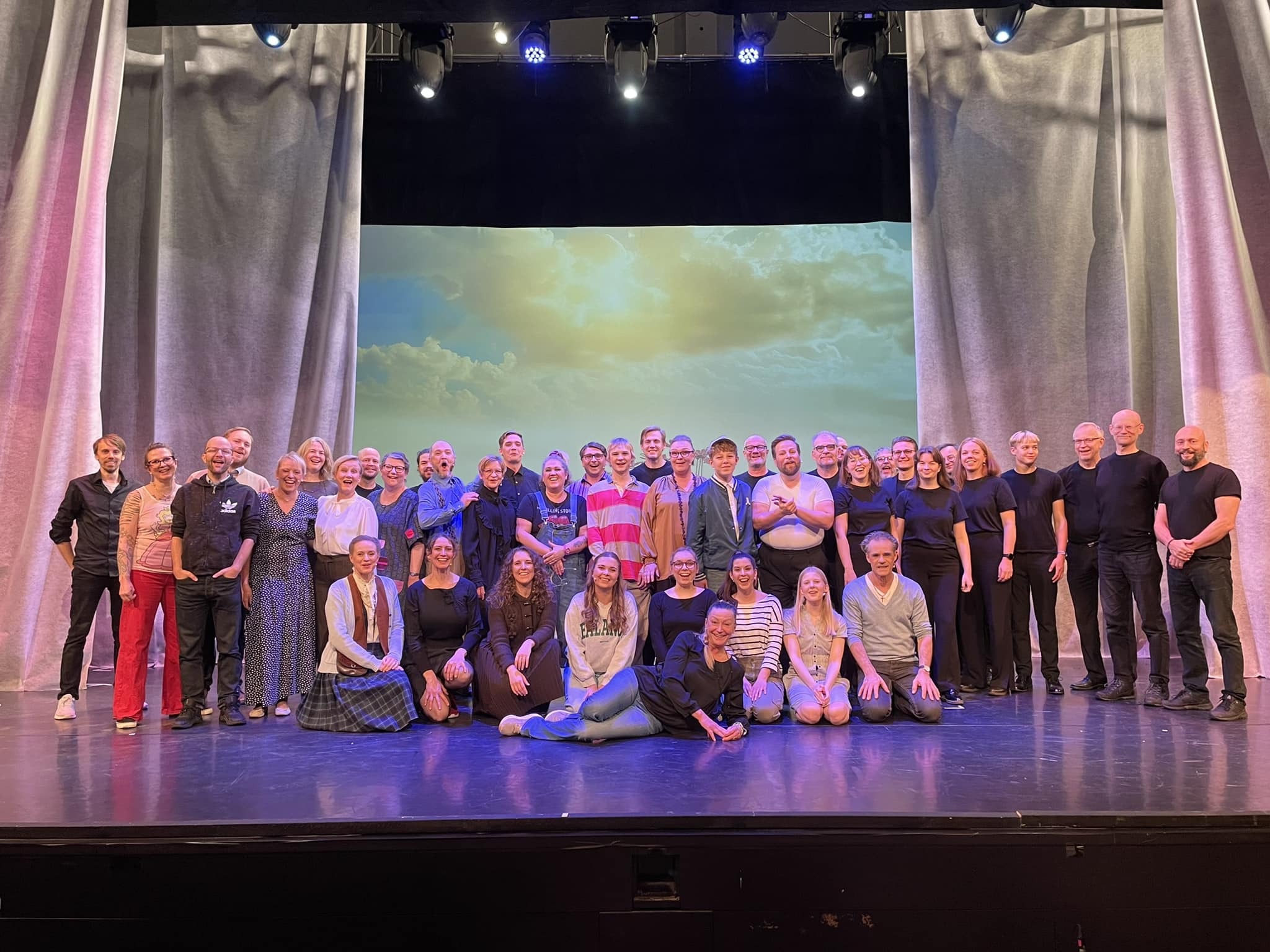 Full Cast